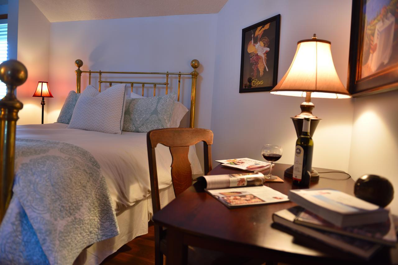 Summerhill Estate House Bed and Breakfast Kelowna Buitenkant foto